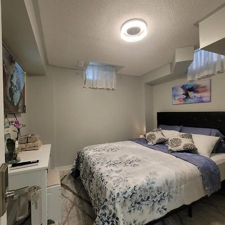 Roryhouse Apartment Toronto Exterior photo