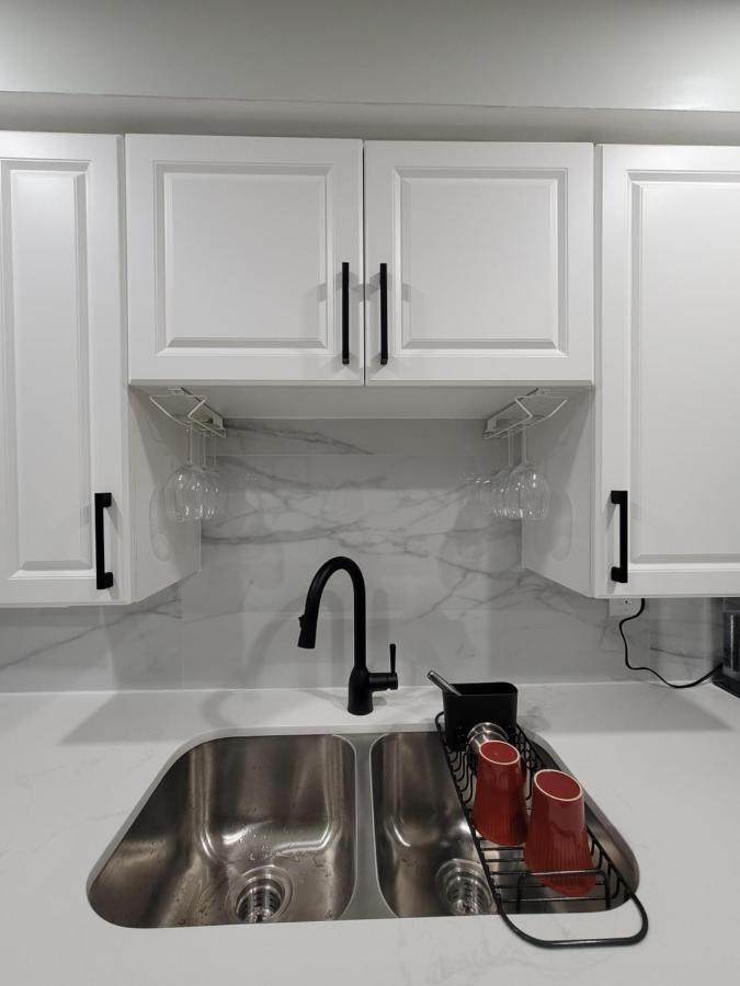 Roryhouse Apartment Toronto Exterior photo