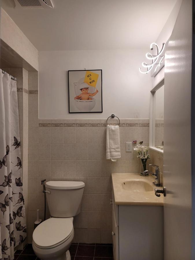 Roryhouse Apartment Toronto Exterior photo